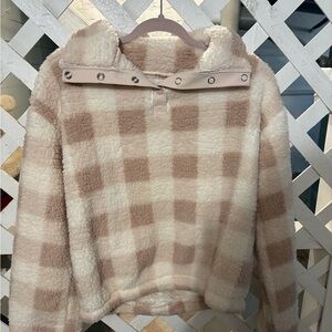 Cozy Checkered Sherpa Pullover